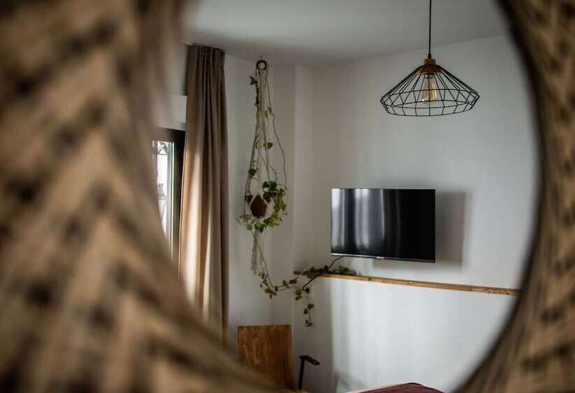 اتاق لوکس, Rooms Vita