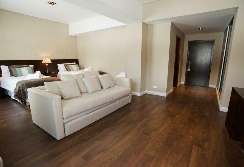 スタンダードスタジオ, Grand Hotel Caviahue