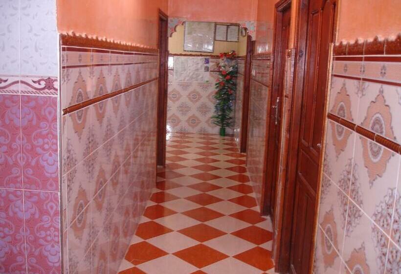 Семейный Номер, Dar Atlas