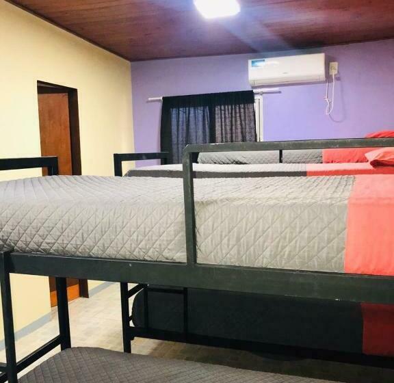 سرير فى غرفة مشتركه, Hostel Park Iguazu