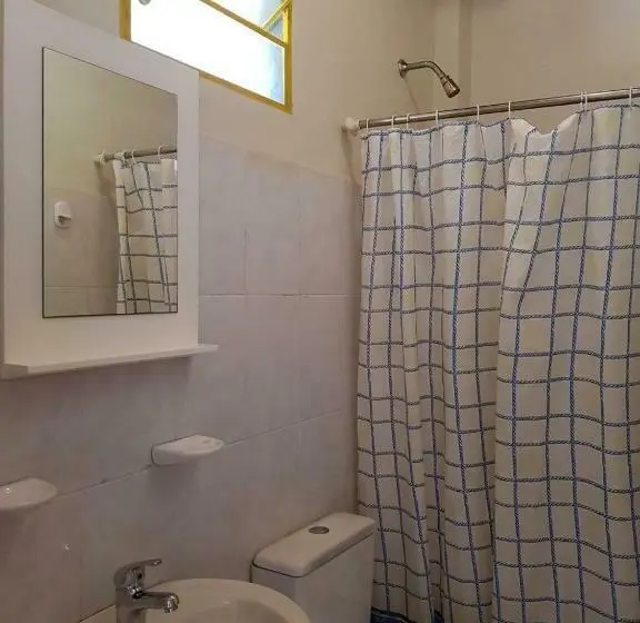 Superior Kolmen Hengen Huone, Hostel Park Iguazu