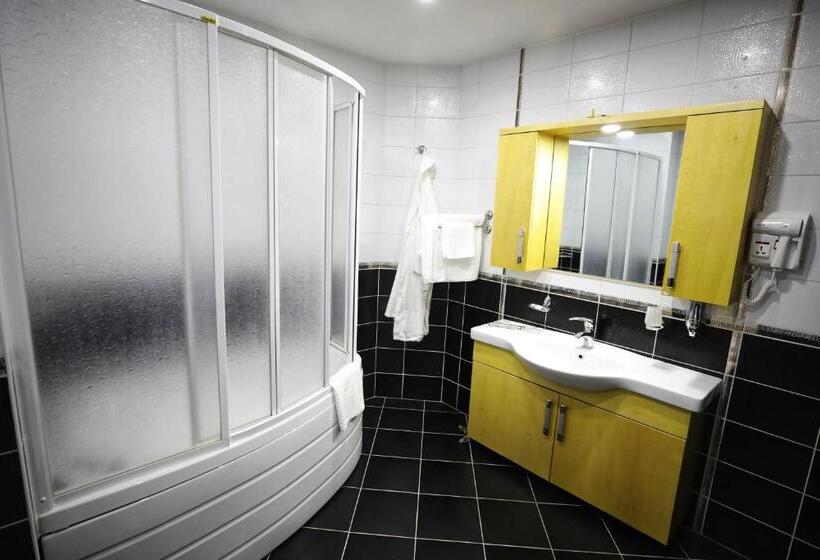 آپارتمان لوکس 1 خوابه, Bokhtar Apart