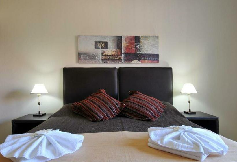 수피리어 룸, Casa Nostra