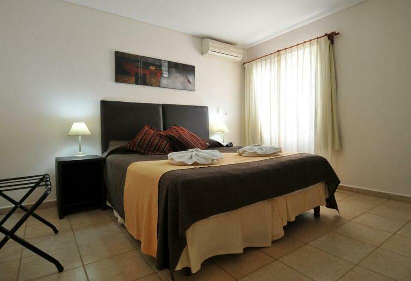 수피리어 룸, Casa Nostra