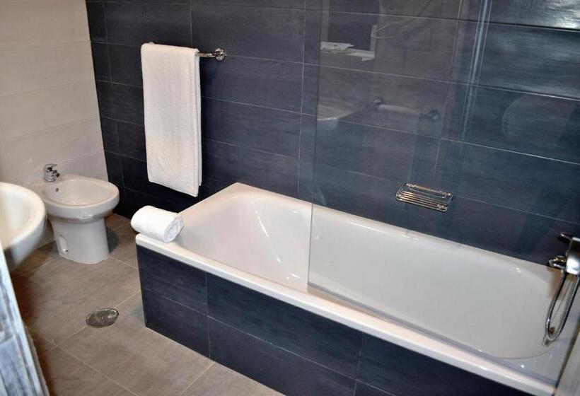 Номер Superior, Celanova