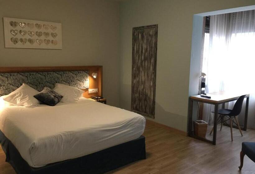 Номер Superior, Celanova