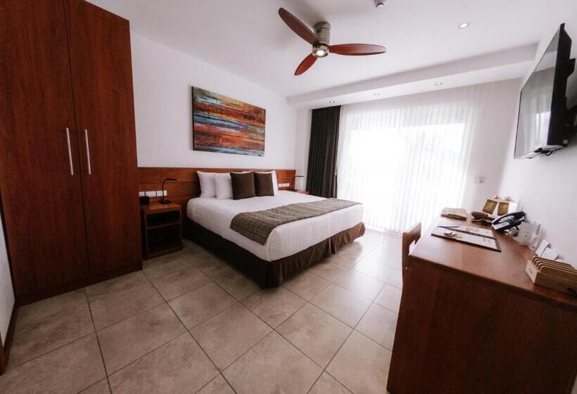 غرفة ديلوكس, Cucuve