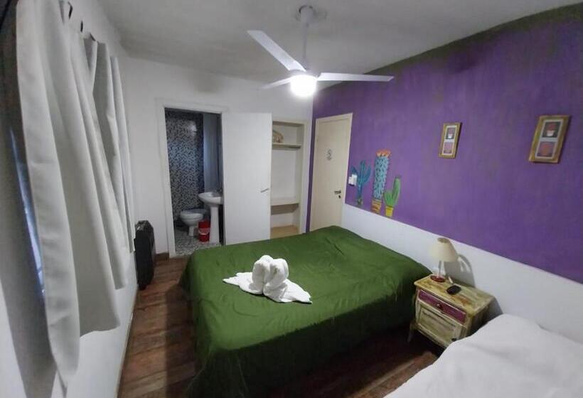 غرفة أساسية ثلاثية, Florencia