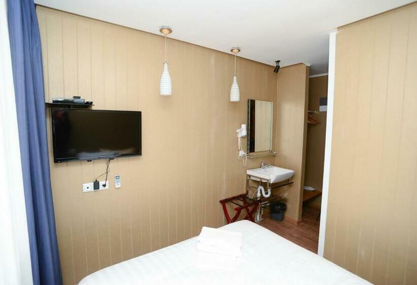 اتاق استاندارد, Grushevy Hospitality Boutique