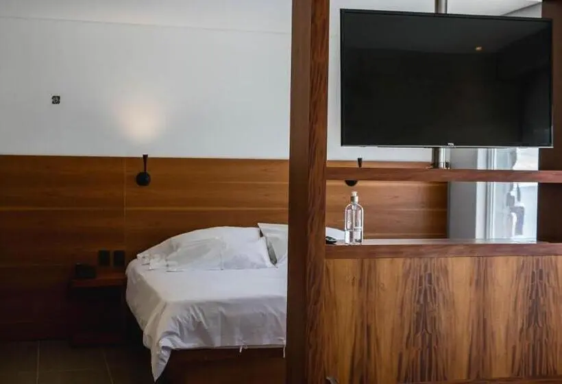 Superior Suite, Ignea