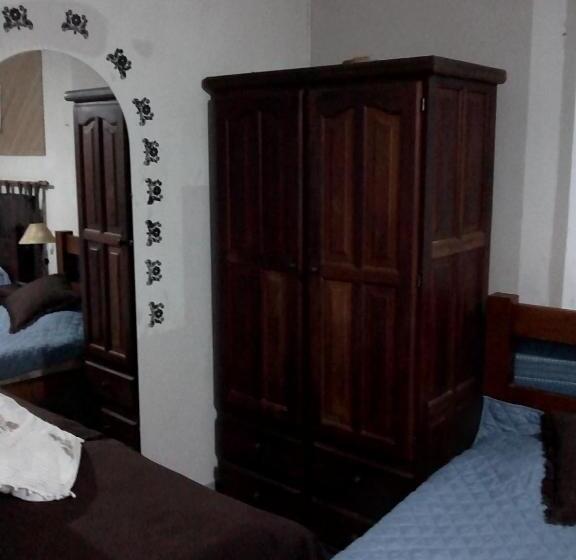 غرفة قياسية ثلاثية, La Casona De Susana