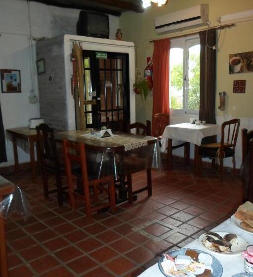 غرفة عائلية, La Casona De Susana