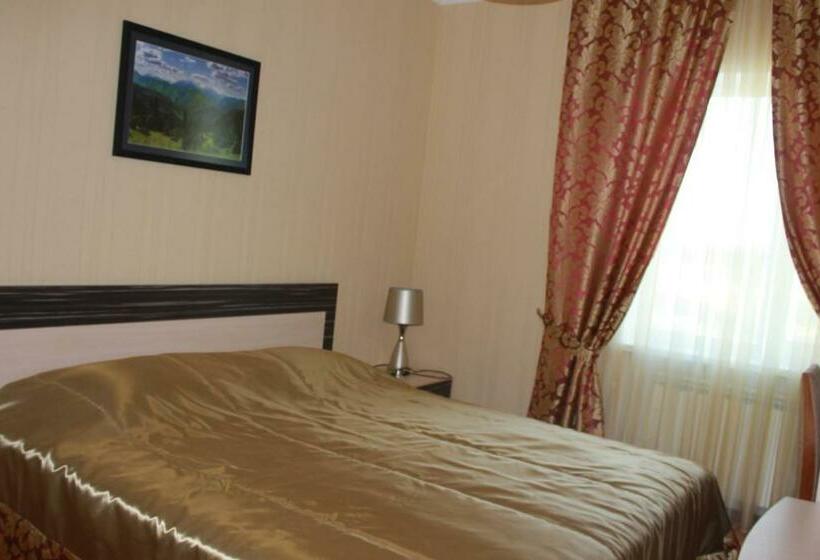 スイート, Laeti Zhaiyk