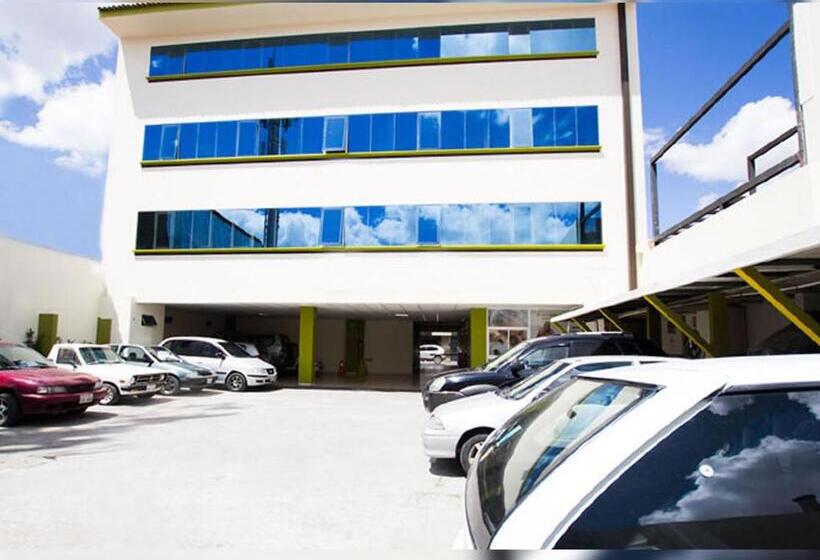 غرفة كلاسيكية, Las Gardenias