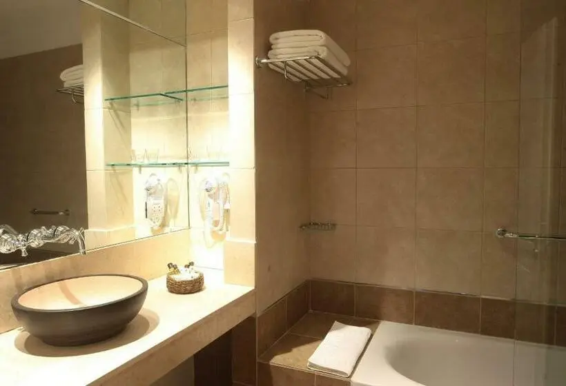 スタンダードトリプルルーム, Nawan Resort Serrano