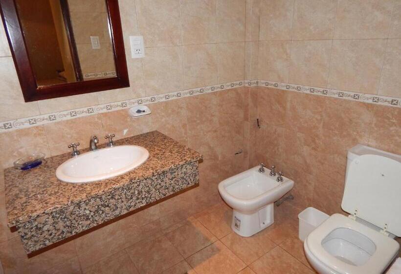 חדר סטנדרט לשלושה, Río Grande