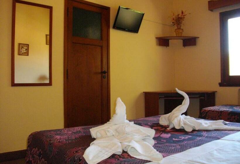 スタンダード４人部屋, San Juan