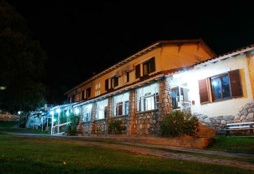 스탠다드 방갈로, San Juan