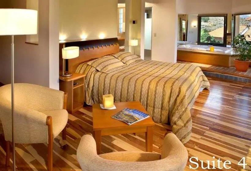 デラックススイート, Suites De La Colina