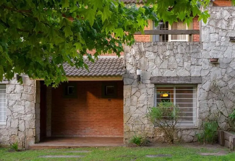 Duplex-huoneisto 1 Makuuhuone, Valeria House Rental Suites