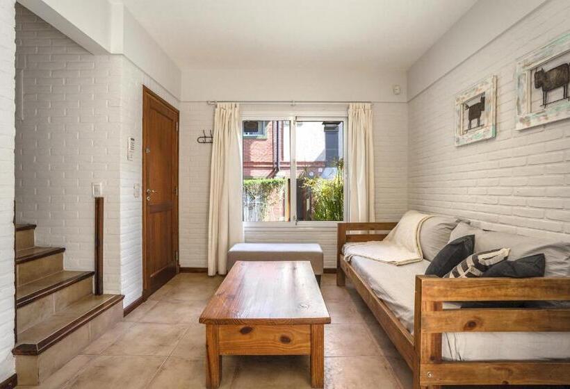 带1个卧室带泳池的公寓, Valeria House Rental Suites