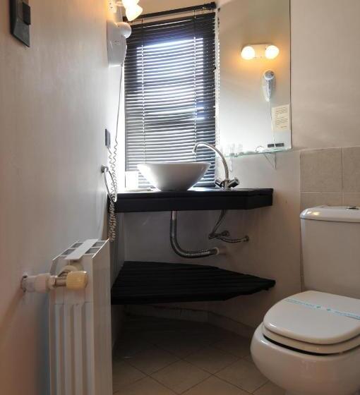 سوییت جونیور با چشم‌انداز دریاچه, Madeo Hotel & Spa