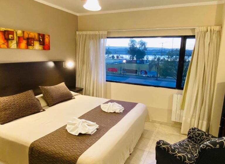 Полулюкс Вид на Озеро, Madeo Hotel & Spa