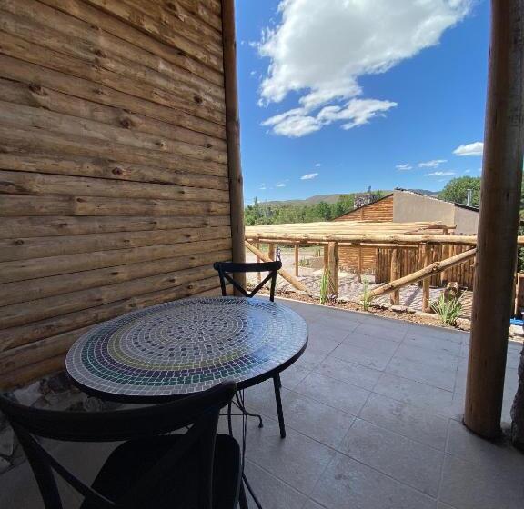 בקתה, Balcon Del Golf