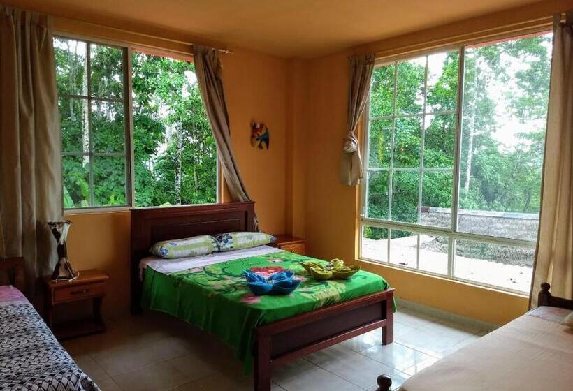 컴포트 트리플 룸, Hostal Tena ñaui