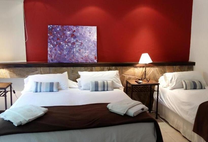 اتاق استاندارد سه نفره, Las Chirimoyas