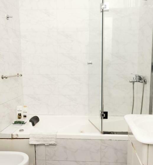 اتاق سوپریور, Optimus Ba