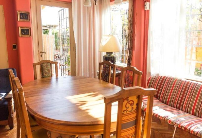 اتاق سوپریور, Optimus Ba