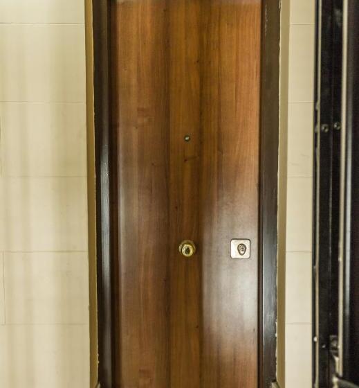 اتاق استاندارد, Optimus Ba