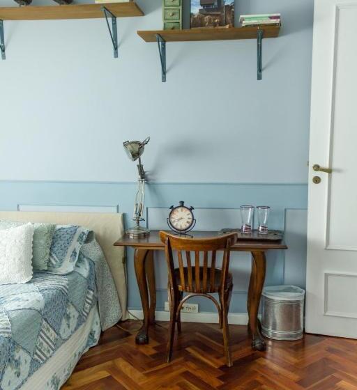 اتاق سوپریور, Optimus Ba