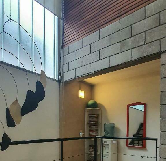 اتاق استاندارد با سرویس بهداشتی مشترک, Hostel Carlos Gardel