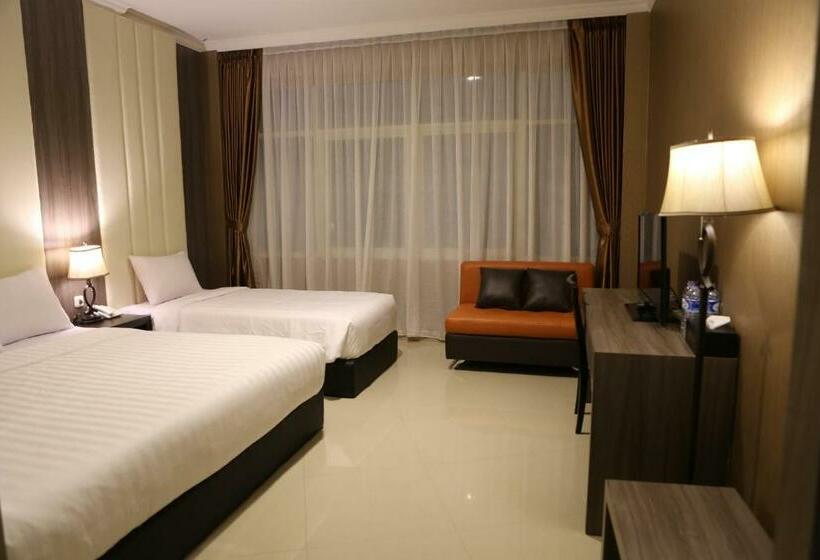 اتاق خانوادگی, 55