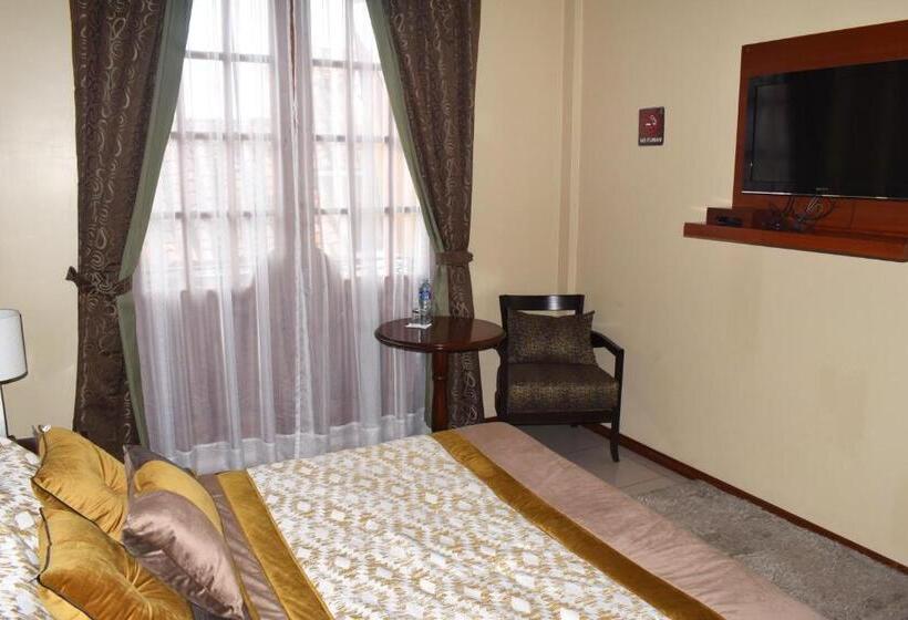 חדר סטנדרט, Alejandrina