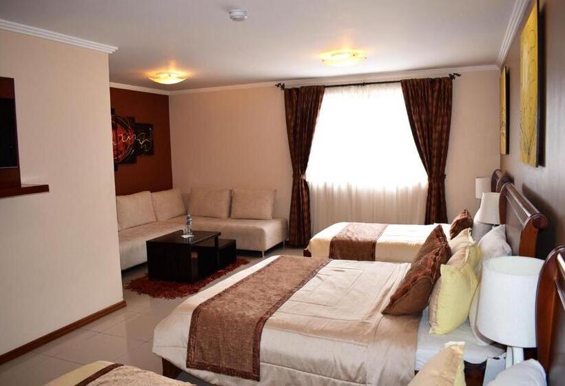 חדר משפחתי, Alejandrina