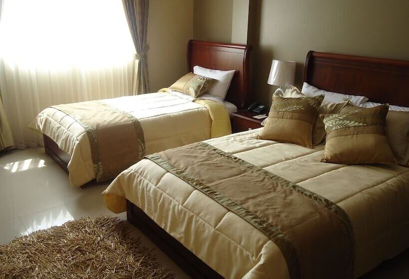 חדר משפחתי, Alejandrina