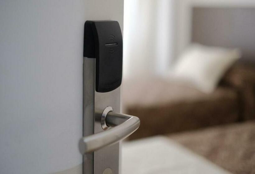 スタンダード4人部屋, Bagú Playa Grande