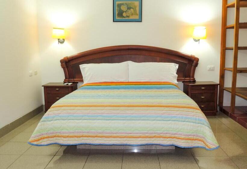 اتاق استاندارد, Club Del Sol