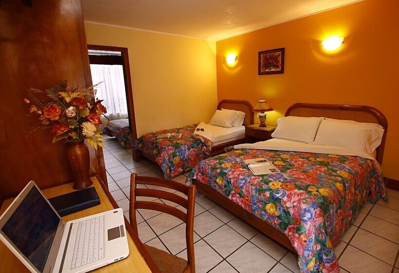 اتاق استاندارد, Club Del Sol