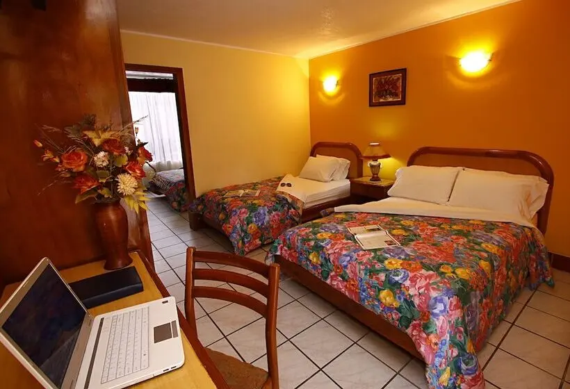 اتاق استاندارد, Club Del Sol