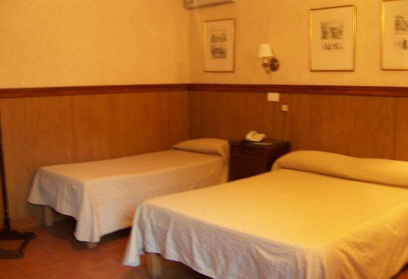 스탠다드 트리플 룸, Cordoba Yolanda