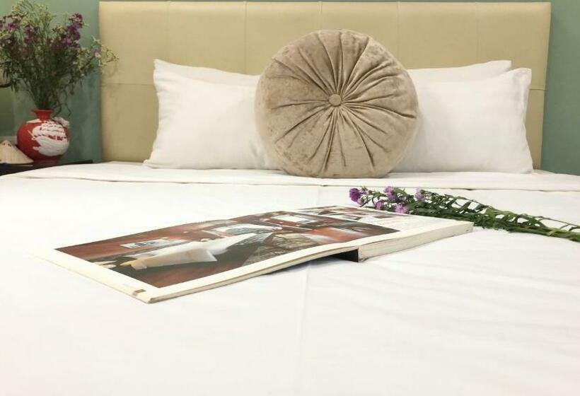 اتاق سوپریور, Hanoi Elpis