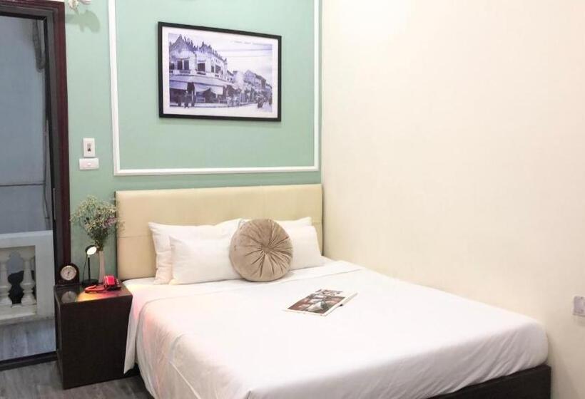 اتاق لوکس, Hanoi Elpis