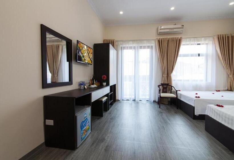 اتاق خانوادگی, Hanoi Elpis