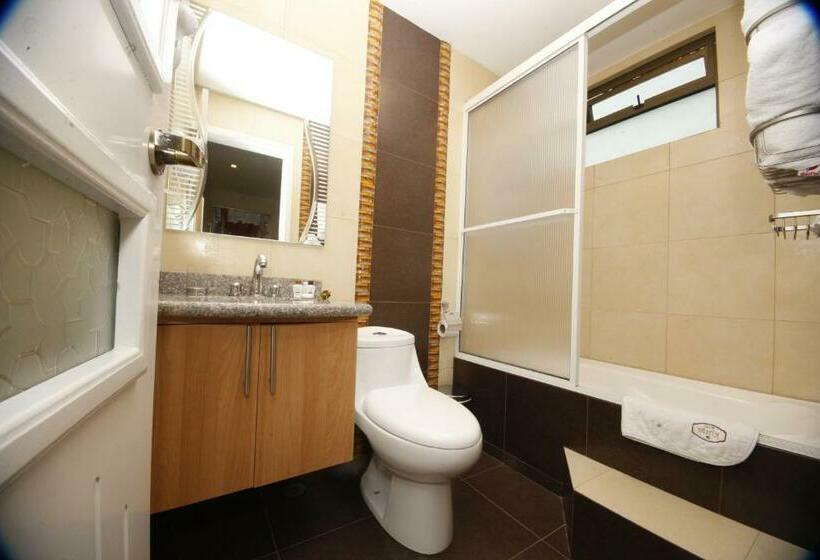 Standard Szoba, Kuna