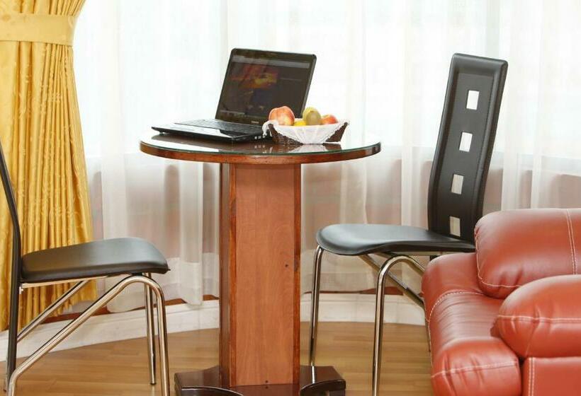 Standard Szoba, Kuna