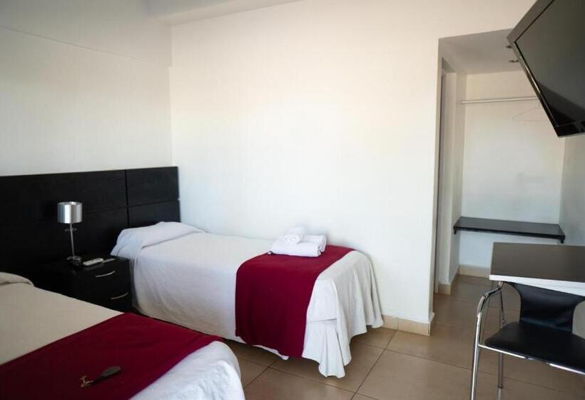 חדר סטנדרט, Oaky